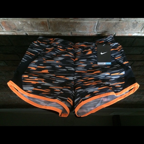 Nike Dri-Fit Running Shorts Black Orange Grey - Picture 2 of 3